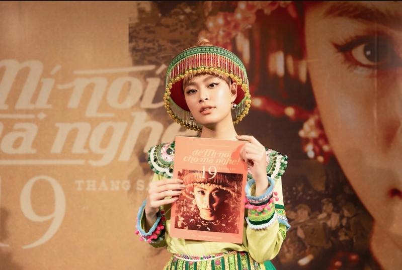 Các sản phẩm như Để Mị Nói Cho Mà Nghe, Duyên Âm, Tứ Phủ và See Tình góp phần tạo nên dấu ấn âm nhạc riêng của Hoàng Thùy Linh. 