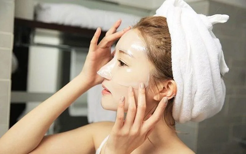 Mặt nạ có thể hỗ trợ nhiều nhu cầu chăm sóc da như cấp ẩm, làm dịu, làm sạch dầu thừa và cải thiện cảm giác mềm mịn.